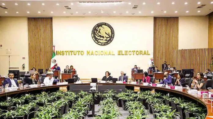 Consejeros electorales se aprobaron bono electoral de 525 mil pesos como compensación por comicios