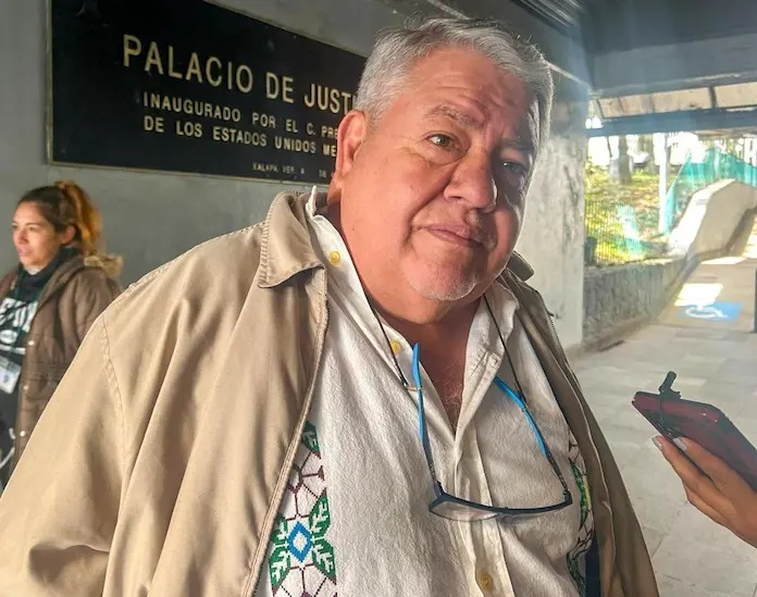 Llama Manuel Huerta a cerrar filas en torno al Presidente