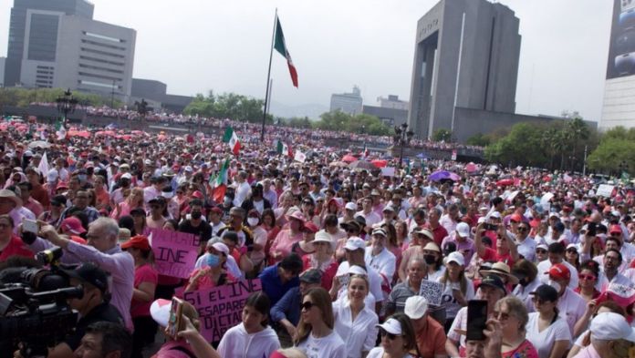 Más de 200 organizaciones civiles llaman a la población a participar en la movilización por la Democracia el 18 de febrero