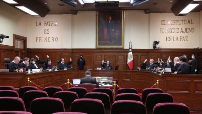 SCJN ordena a la UIF entregar información sobre contratación de Pegasus