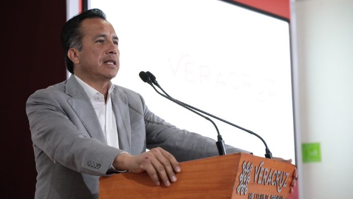 Gobernador Cuitláhuac García intervendrá y revisará denuncia del SSTEEV