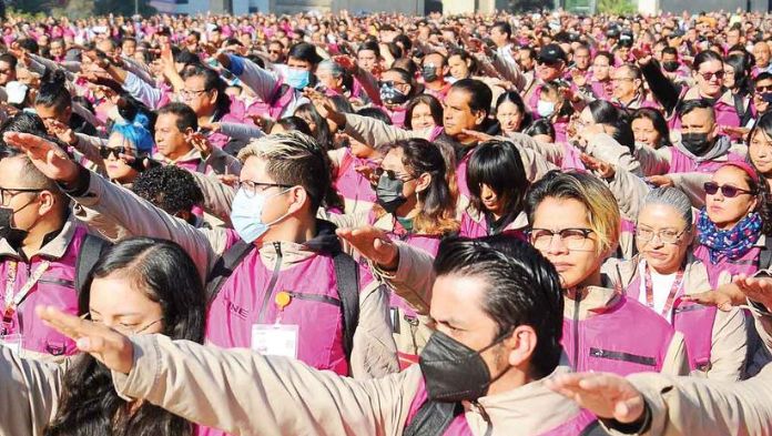 INE deja sin uniformes ni celulares a capacitadores electorales