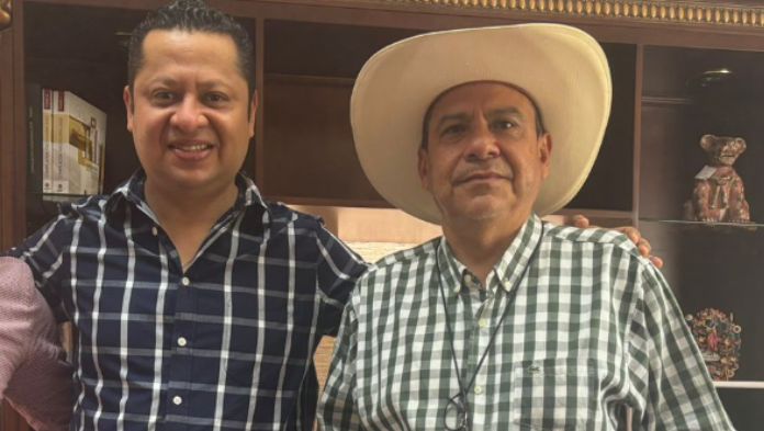 Alcalde de Catemaco realiza visita de cortesía a Secretaría y Subsecretario de finanzas del Estado
