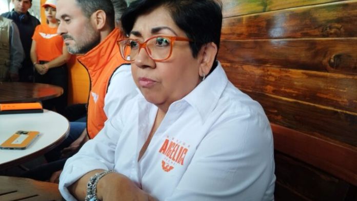 Exjueza asegura que los están “halconeando” en su recorrido de campaña por Veracruz