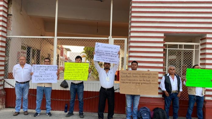 Inspectores de ganadería protestan en Sedarpa