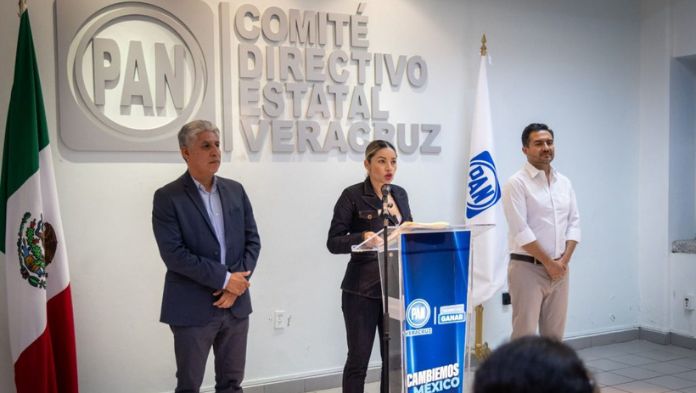 Se suma la diputada Maribel Ramírez Topete a la bancada del PAN y a la coalición Fuerza y Corazón por Veracruz