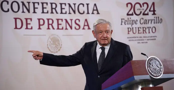 “Hago un llamado a empresarios de la industria eléctrica a cuidar que sus plantas de energía”: AMLO
