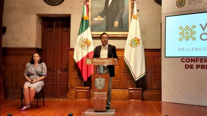 Maestros de Veracruz también recibirán aumento salarial, anuncia Cuitláhuac