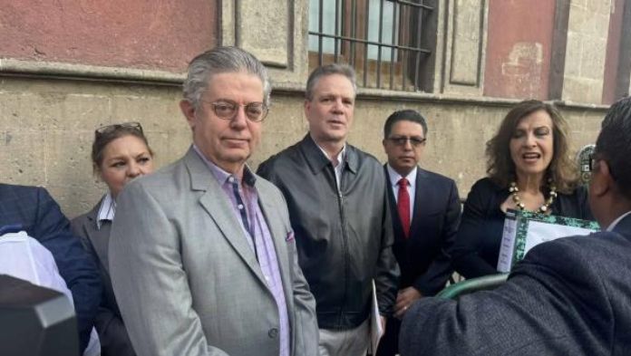 “En nada me había metido contigo pero te acabas de subir a la pista de baile”: Castagné a Cuitláhuac García