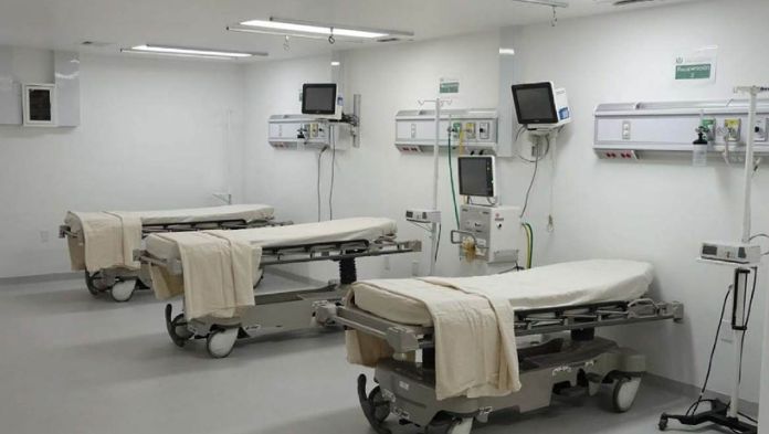 En sexenio de AMLO, la población atendida en hospitales públicos disminuyó 13.3% entre 2018 y 2023