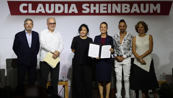 Académicos, artistas e intelectuales firman manifiesto para llamar al voto por Sheinbaum