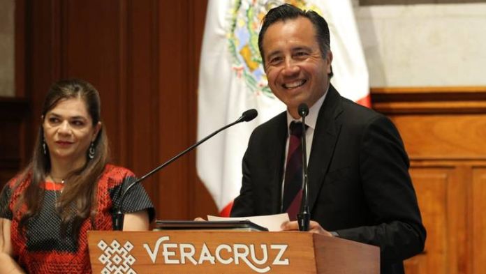 Gobierno de Cuitláhuac García creó empresas fantasma como Javier Duarte: Animal Político
