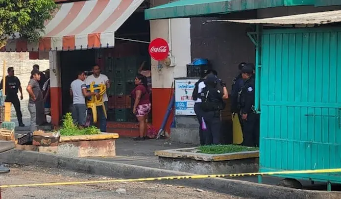 Un hombre sin vi-da y uno lesionado tras ataque armado en tortillería de Poza Rica