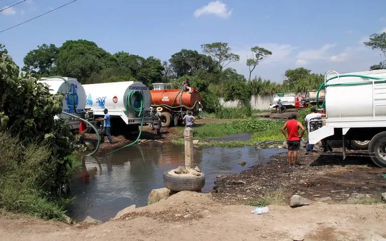 Conagua quien debe regular la extracción de agua en manantiales de El Castillo: Ricardo Ahued