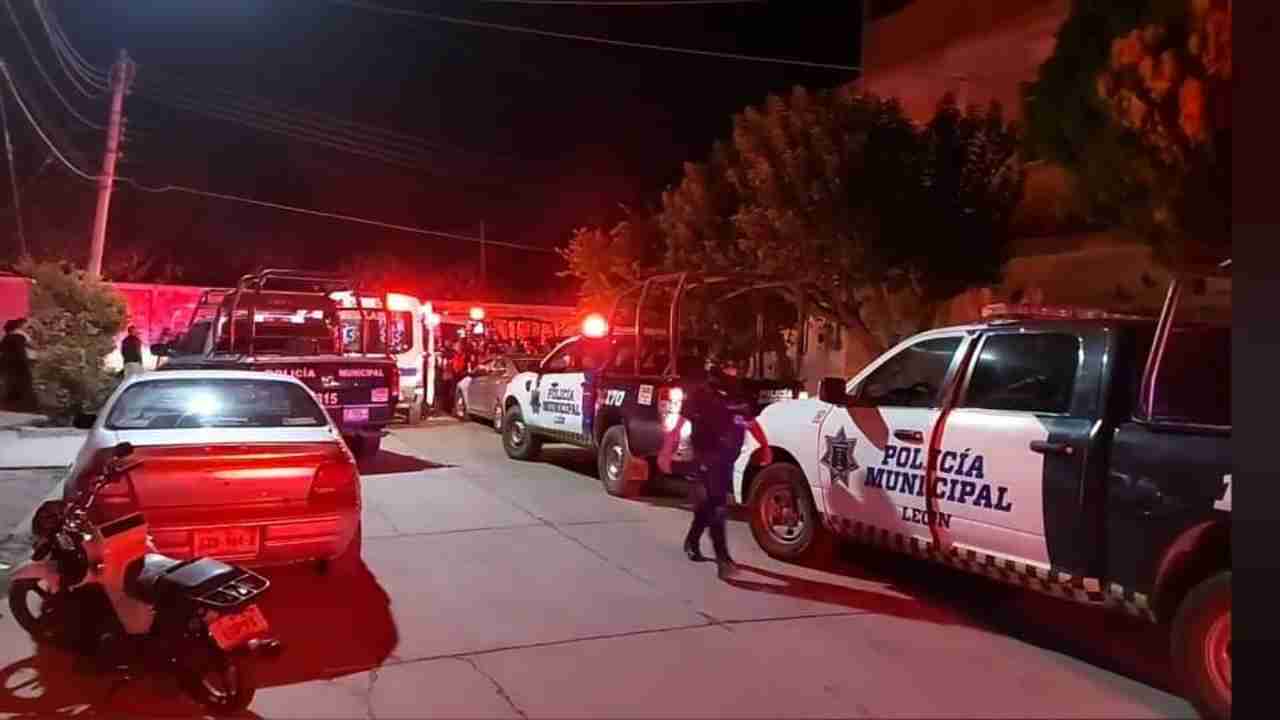 Matan a 6 en vecindad de León, Guanajuato; entre las víctimas dos niños