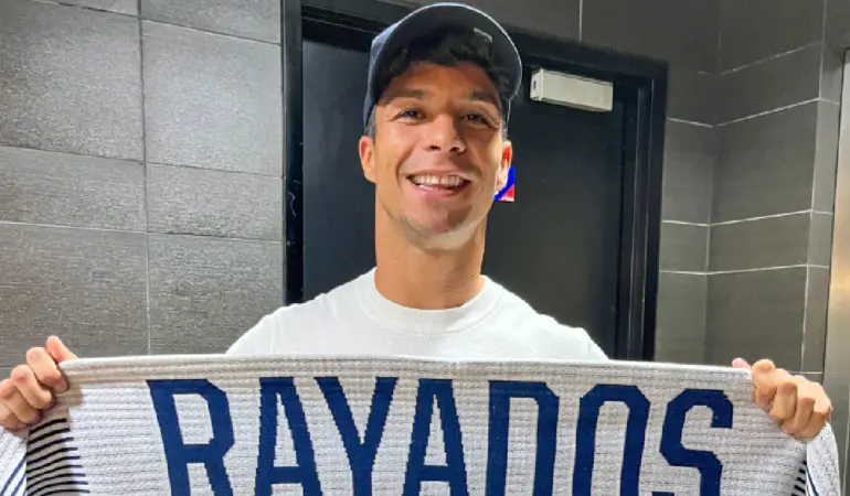 El español Óliver Torres ya está en Monterrey