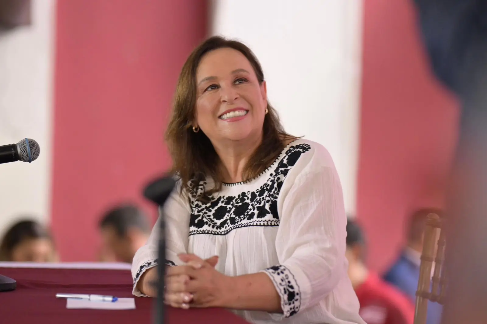 Morena y encuesta definirán candidaturas a alcaldías: Nahle