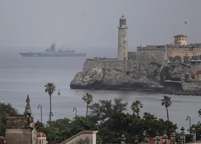 Submarino nuclear de EU arribó a Guantánamo, tras arribo de flotilla rusa en Cuba