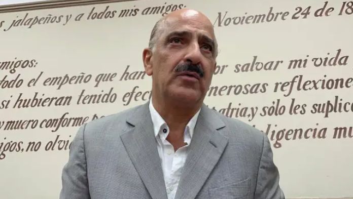 Confirmó el alcalde de Xalapa el cierre de válvulas de la presa Quimixtán, pero ahora por veracruzanos