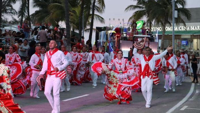 Esto costarán las gradas en el Carnaval de Veracruz este 2024