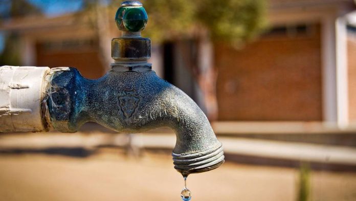 Mitad de escuelas en Veracruz sin agua: SNTE