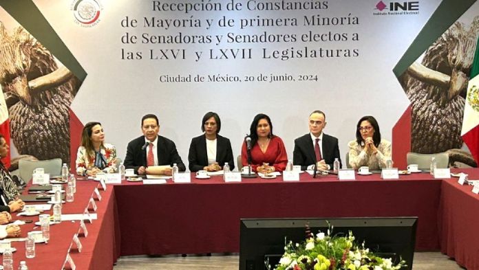 INE entrega a la Cámara Alta constancias de mayoría y primera minoría de senadores electos