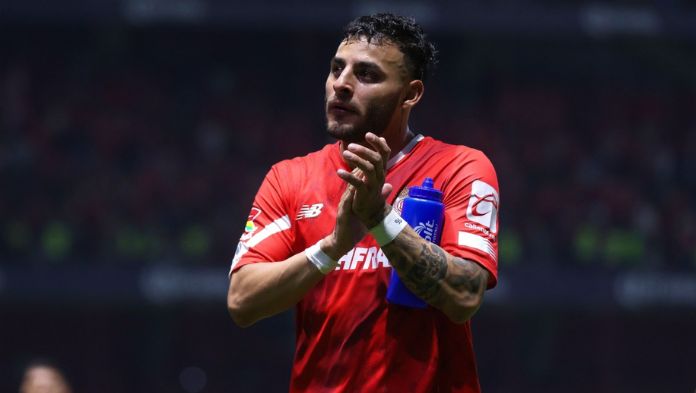 Presidente del Toluca desmiente llegada de Alexis Vega al América