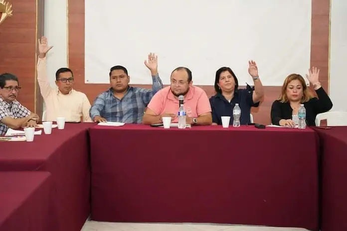 Alcaldesa Maria Elena Solana Calzada encabeza sesión abierta de cabildo