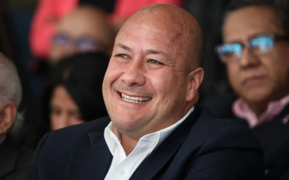 Gobernador de Jalisco, Enrique Alfaro, pide licencia al cargo