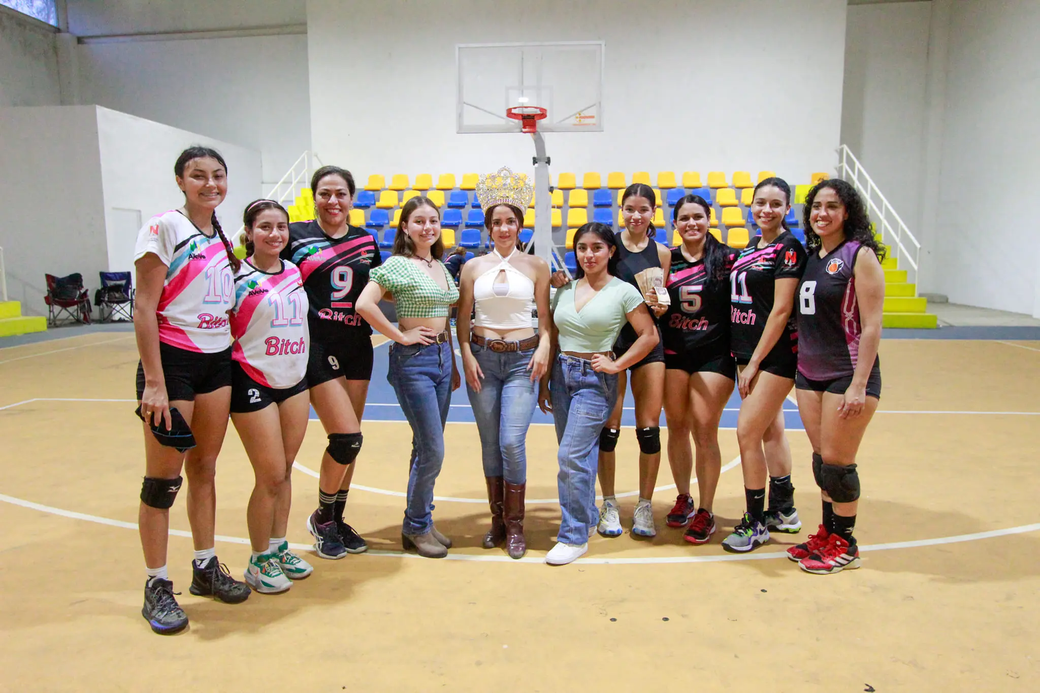 Veracruz Bich, ganadoras de la final del Torneo Relámpago de Voleibol rama Femeni