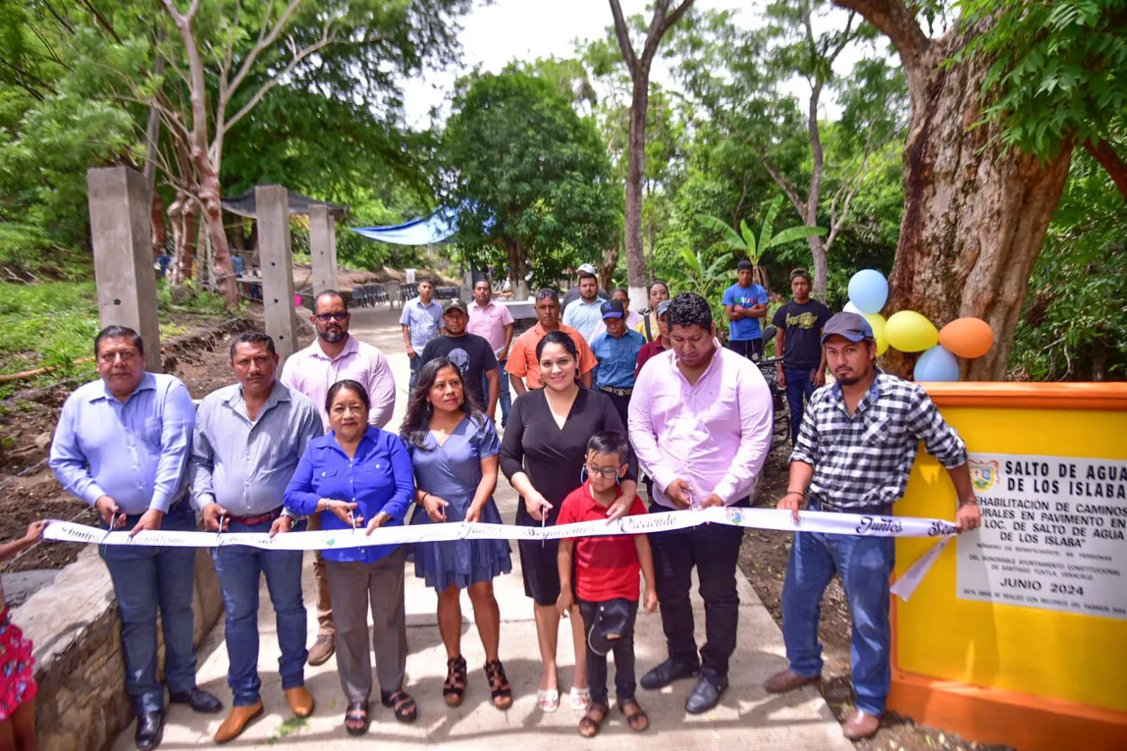 Inauguran importante obra en localidad de Salto de Agua de los Islabas 1