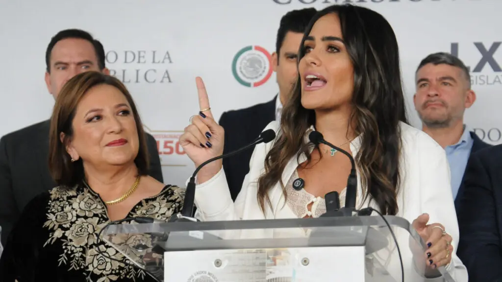 Indaga FGJ simulación en atentado contra Alessandra Rojo de la Vega