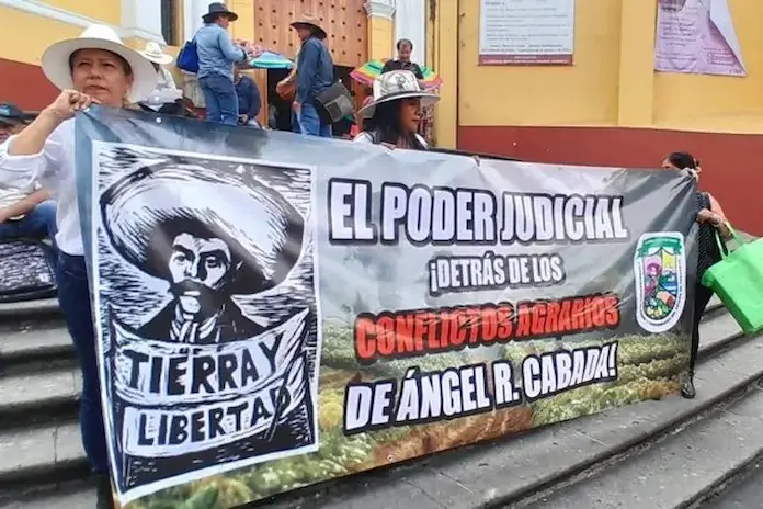 Ejidatarios pelearán con palos y machetes para no ser desalojados del predio “El Mesón” en Ángel R. Cabada