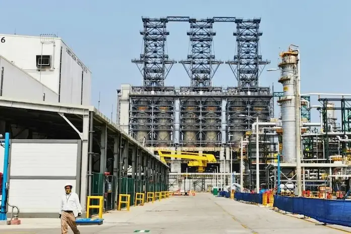 Refinería de Dos Bocas comenzará a producir por completo a partir del sábado: AMLO