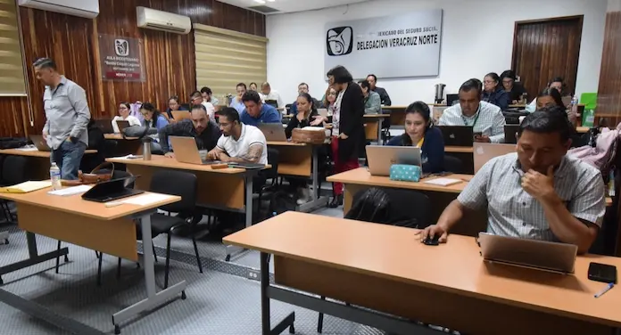 Realiza IMSS Veracruz Norte capacitación a personal docente en Recursos electrónicos de Investigación en Salud