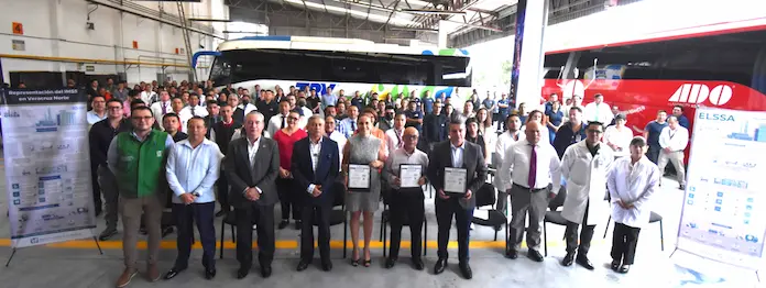 Entrega IMSS Veracruz Norte Distintivo ELSSA a empresa de transporte
