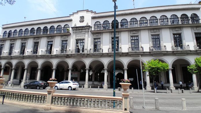 Consejero del OPLE  propuso que alcaldes de Veracruz puedan ser reelegidos