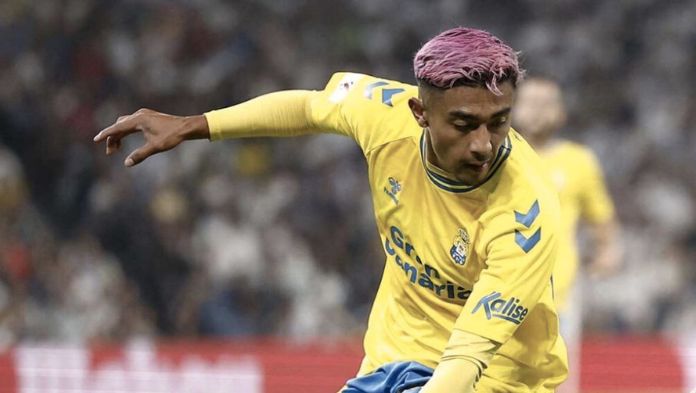 Julián Araujo regresa al Barcelona después de su paso por Las Palmas