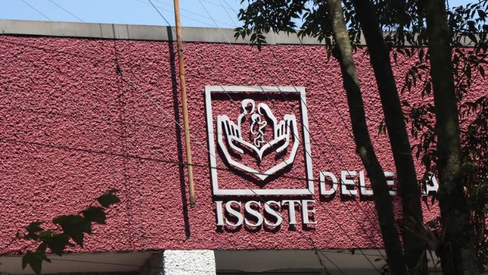 Veracruz, en lista roja por adeudos al ISSSTE en cuotas y aportaciones a seguros de retiro