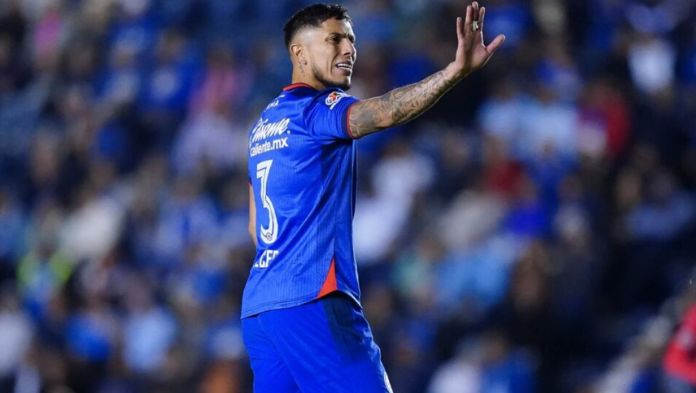 Cruz Azul hace OFICIAL la salida de Carlos Salcedo