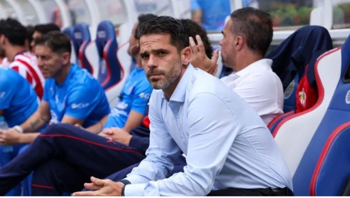 Colocan como candidato a Fernando Gago para ser el DT de Ecuador