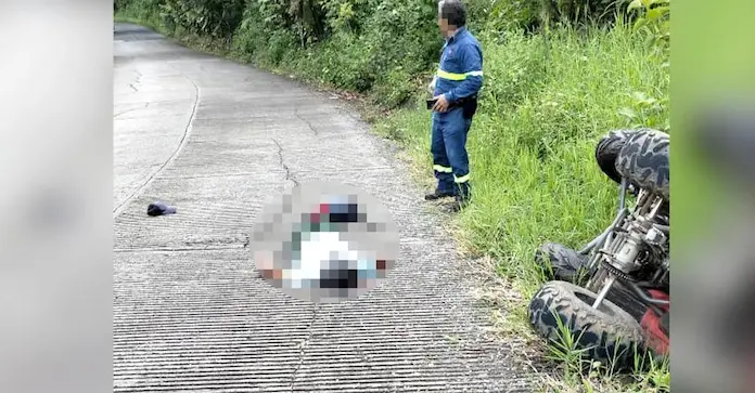Pierde la vida tras volcar en una cuatrimoto