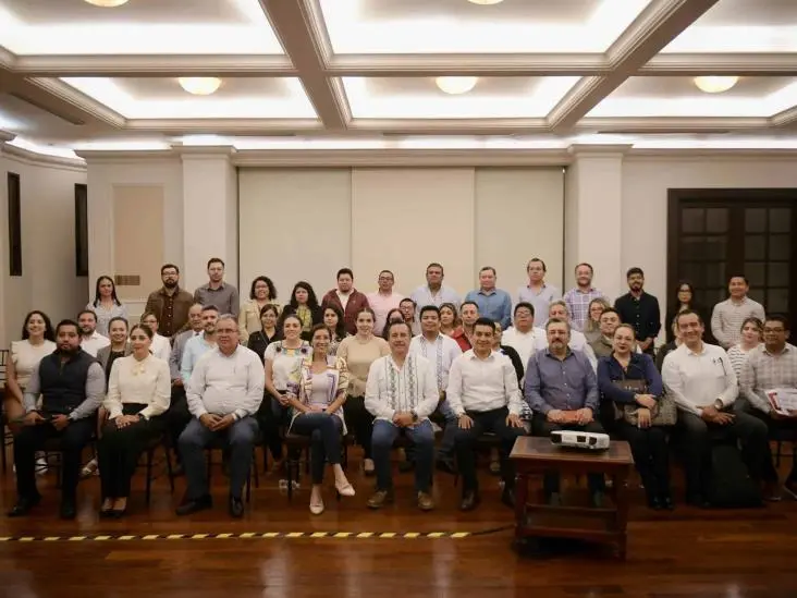 Se reúne gobernador de Veracruz con todo su gabinete antes de último informe