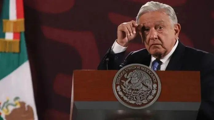 Relación con Gobiernos de EE.UU. y Canadá continúa, pausa es con embajadas: AMLO