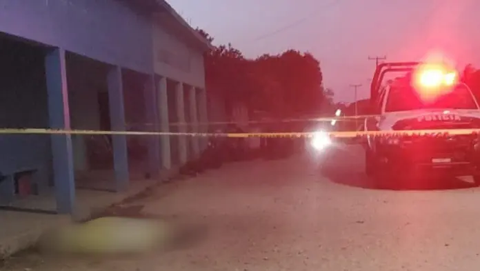 Ultiman a moto-taxista en Agua Dulce