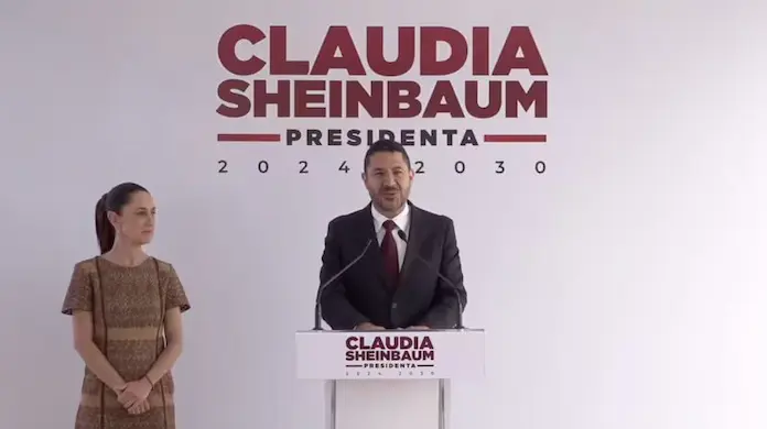 Claudia Sheinbaum anuncia a Martí Batres como director general del ISSSTE