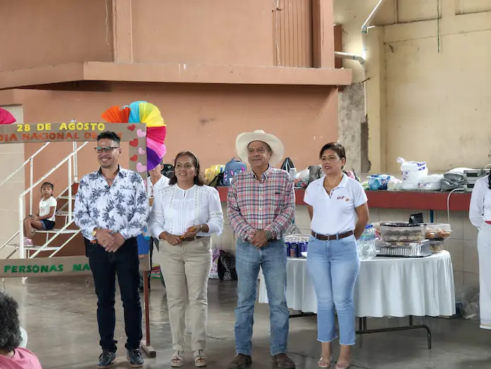 Conmemoran en Catemaco el Día Nacional de las Personas Mayores
