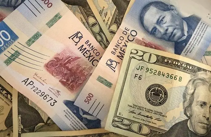 Rebasa dólar los 20 pesos por primera vez en dos años