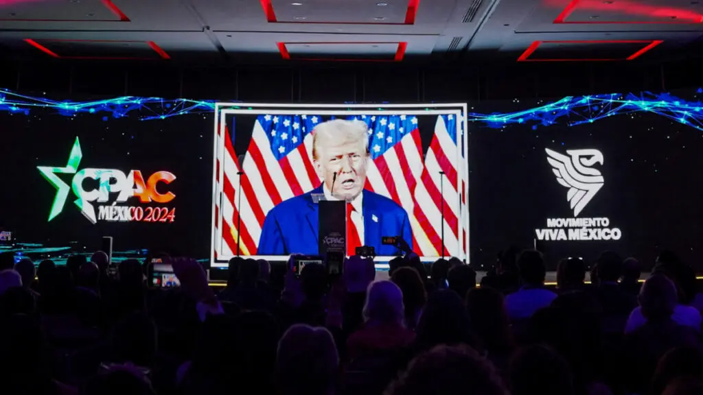 Donald Trump se reúne con conservadores con líderes conservadores en CDMX