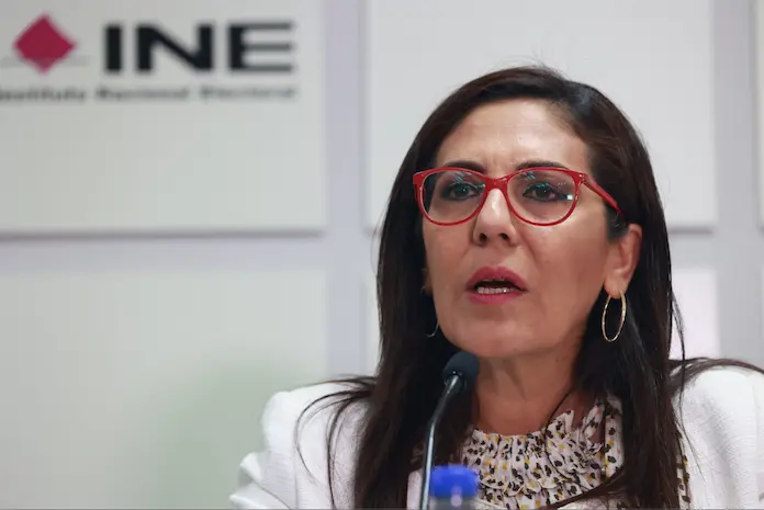Consejera del INE propondrá quitar mayoría calificada a Morena en Cámara de Diputados